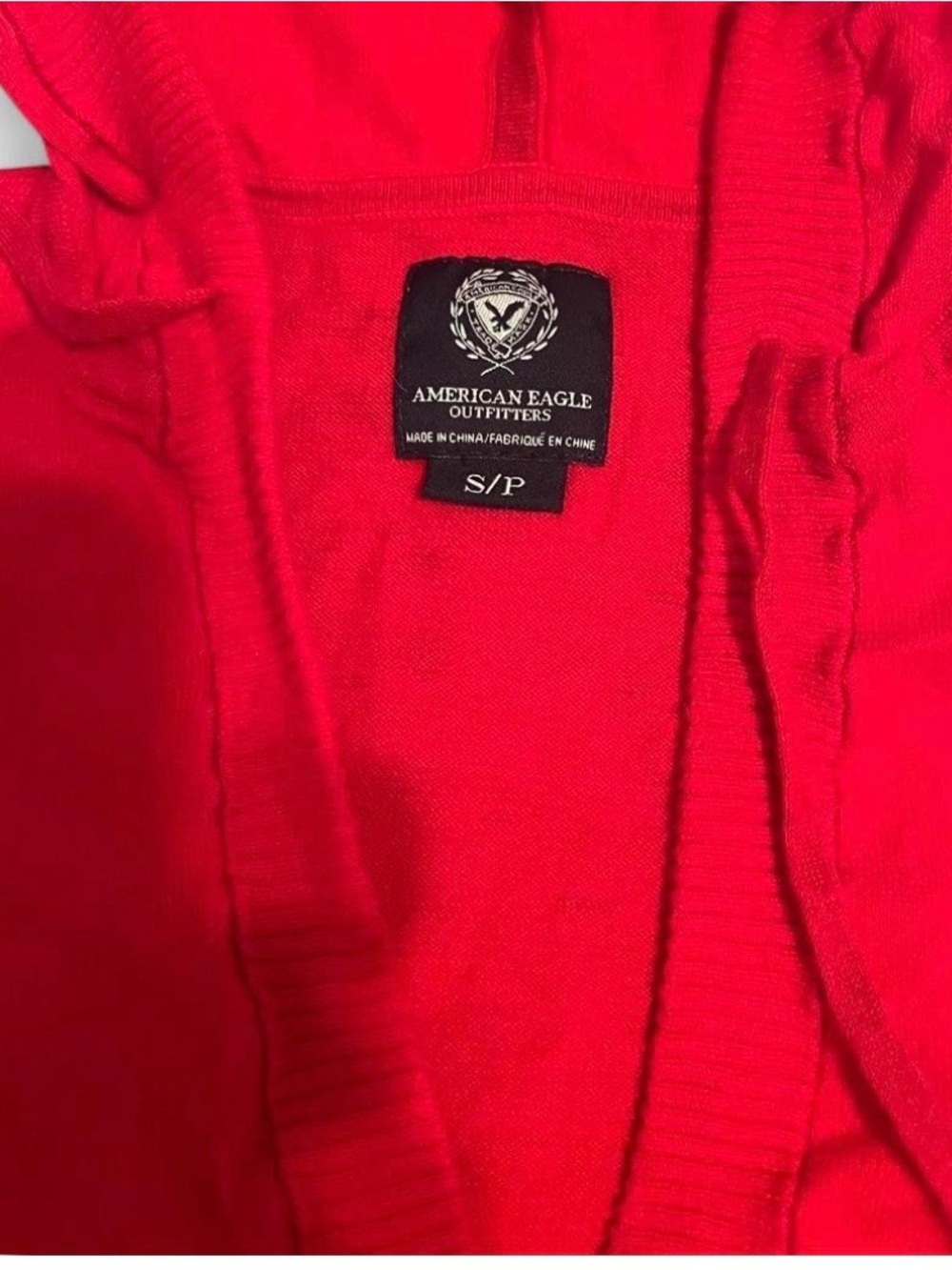 American Eagle Red Hooded V-Neck Lightweight Sweater Hoodie New without tag - Picture 2 of 3